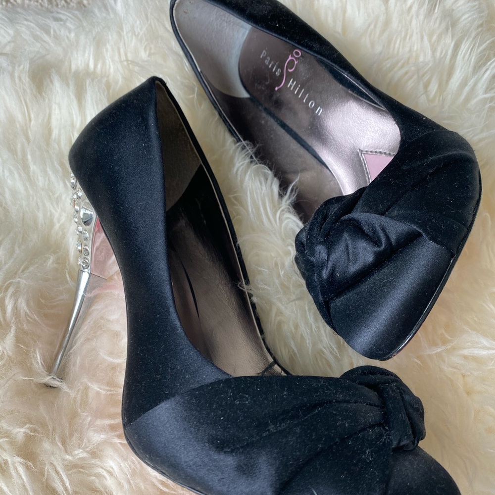 Paris Hilton Spelled Heel 6.5 bling crystal